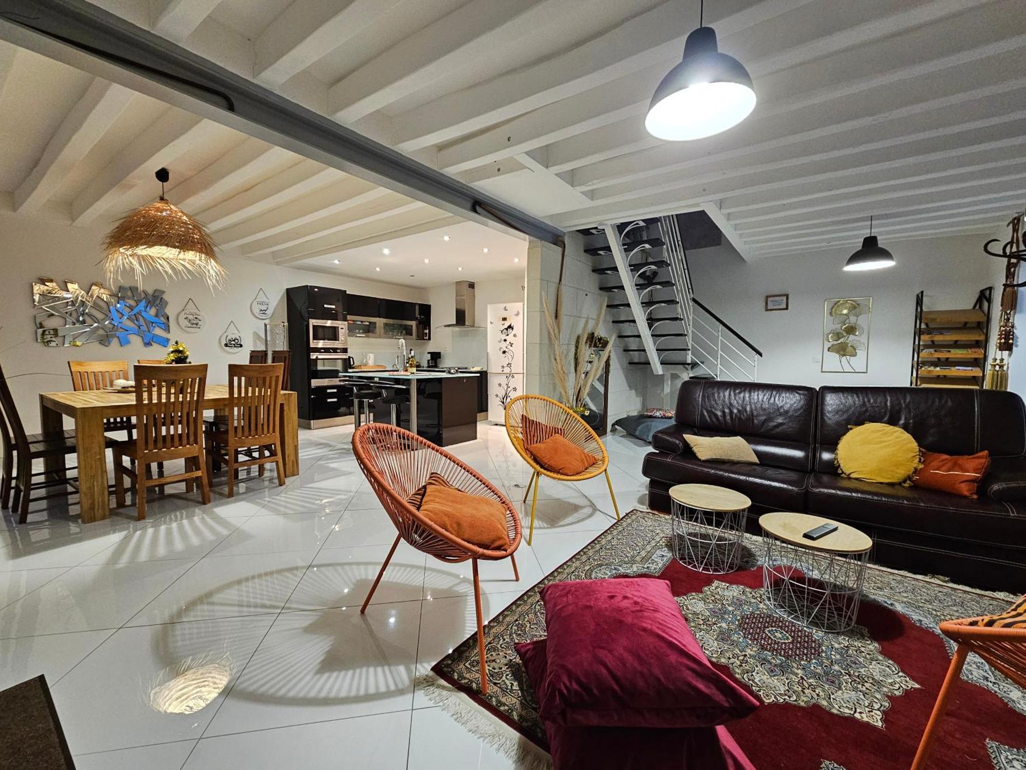 Comme A La Maison Couffy Exterior photo